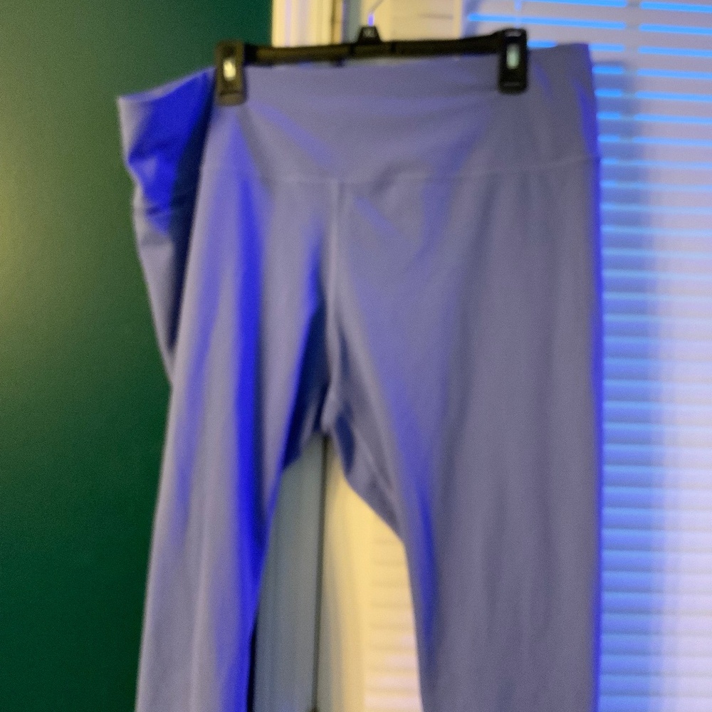 Purple under Armour 3x leggings crop